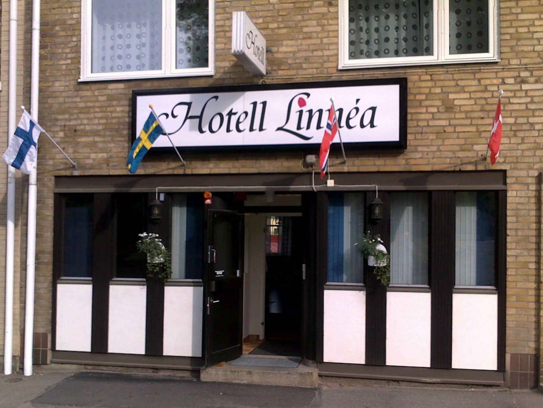 Hotell Linnea Ljungby  Bagian luar foto